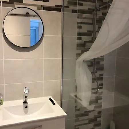 32m2 Avec Terrasse Privative De 20 M Carre * Benejacq